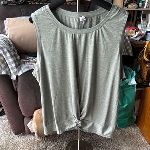 Women's Gray Sleeveless Top